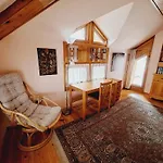 The Architect\'S Apartment - Top Center, Spacious, Unique