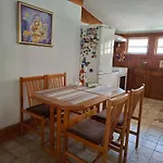 The Architect\'S Apartment - Top Center, Spacious, Unique